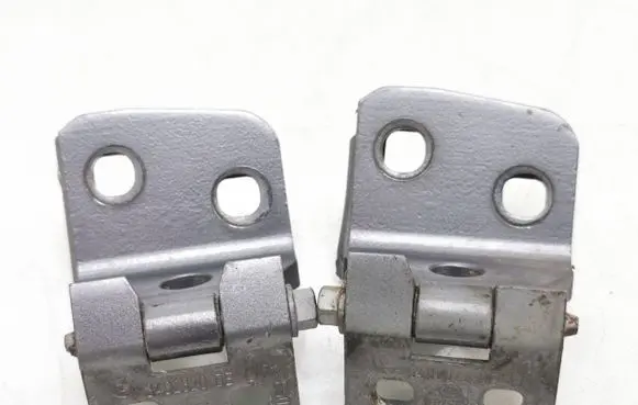 BMW X3 E83 Rear door hinge set 3402820 3402822