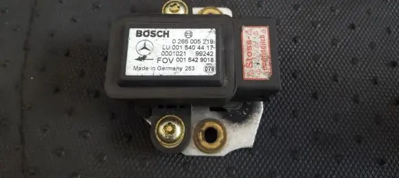 Mercedes-Benz A W168 Airbag deployment crash/impact sensor 0265005219