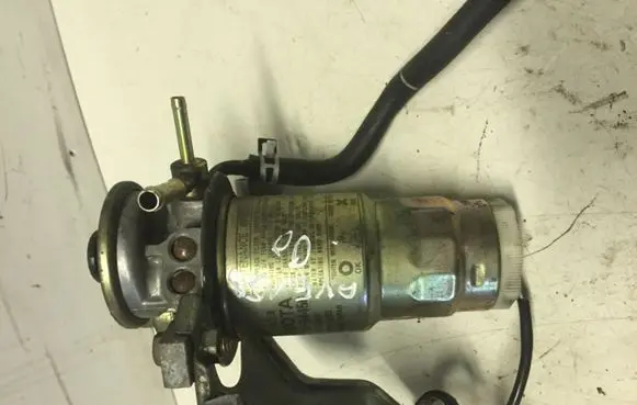 Toyota Avensis T220 Fuel filter 2339064450