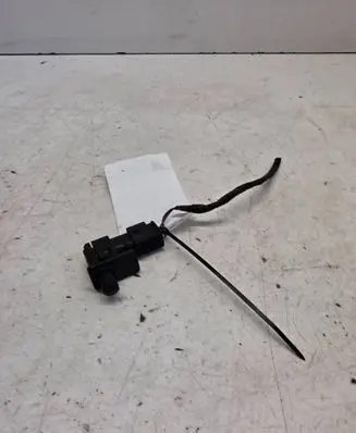 BMW 7 E65 E66 Bonnet alarm switch sensor 14520491