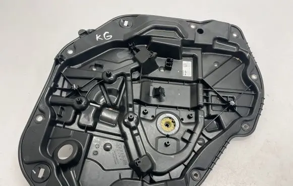 BMW 1 F40 Rear window lifting mechanism without motor 5A02FA7