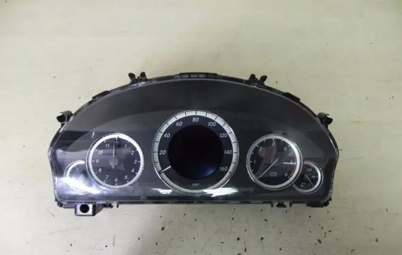 Mercedes-Benz E W212 Speedometer (instrument cluster) A2129003513 B592