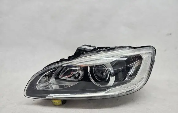 Volvo V60 Headlight/headlamp 31420253