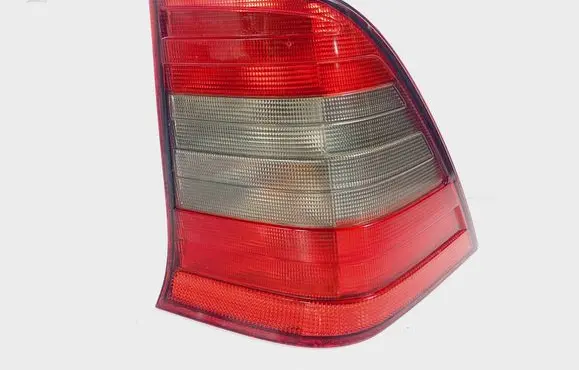 Mercedes-Benz C W202 Rear/tail lights 2028204064
