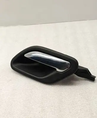 BMW 5 E39 Front door interior handle 8226049