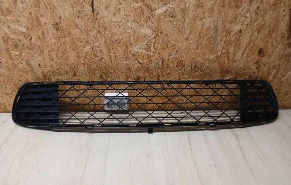 Citroen C4 I Picasso Front bumper lower grill 9680402877 2001000