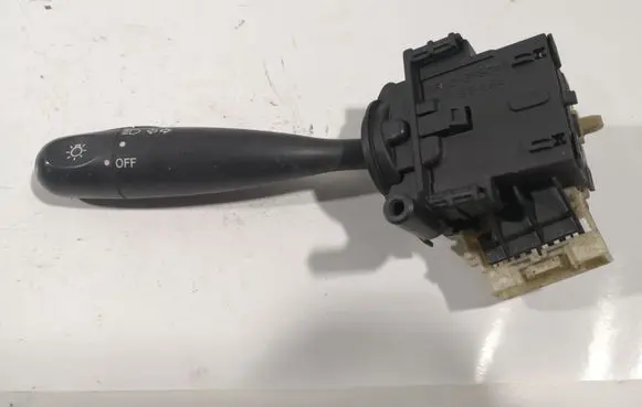 Toyota Yaris Indicator stalk 173648