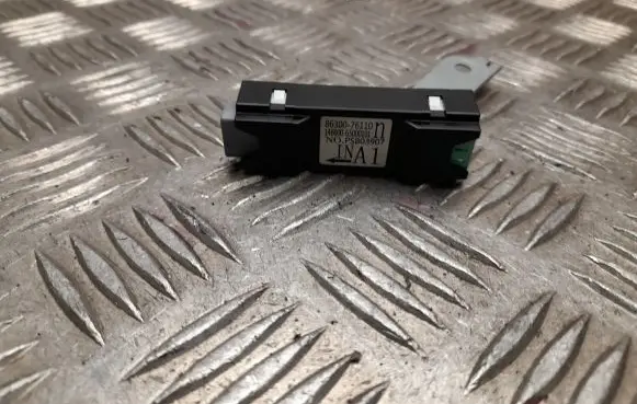 Lexus UX Aerial antenna amplifier 8630076110