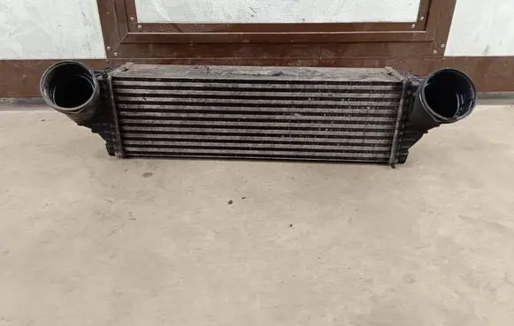 BMW X5 E70 Intercooler radiator 17517809321