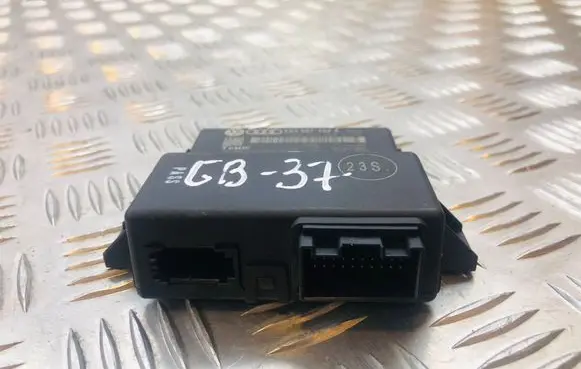 Audi A1 Gateway control module 8U0907468A