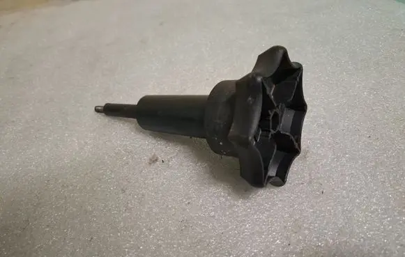 Audi A4 S4 B5 8D Spare wheel bolt 8L0803899B