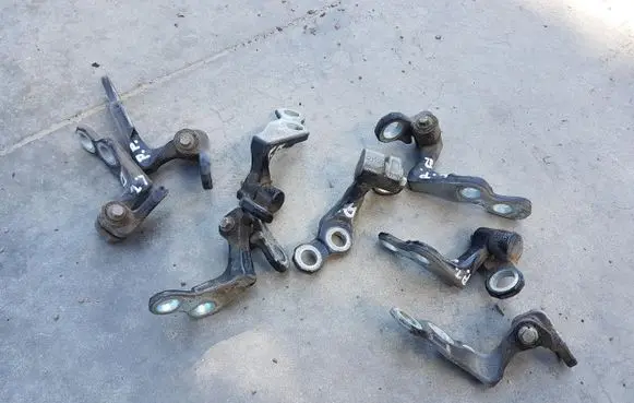 Ford Kuga I Front door hinge set 