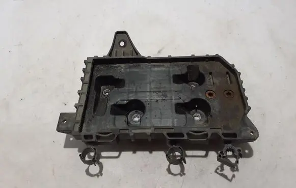 MG ZS Battery bracket 10489999