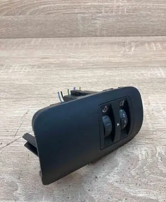 Renault Clio III Headlight level height control switch 8200095495B 8200176081