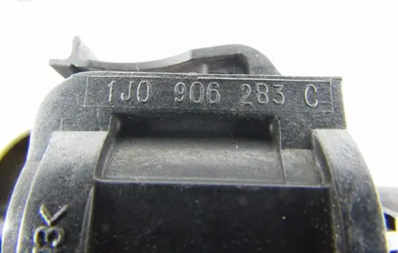 Skoda Octavia Mk2 (1Z) Turbo solenoid valve 1J0906283C