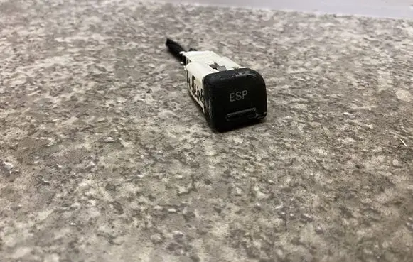Audi A4 S4 B6 8E 8H ESP (stability program) switch 8E2927134