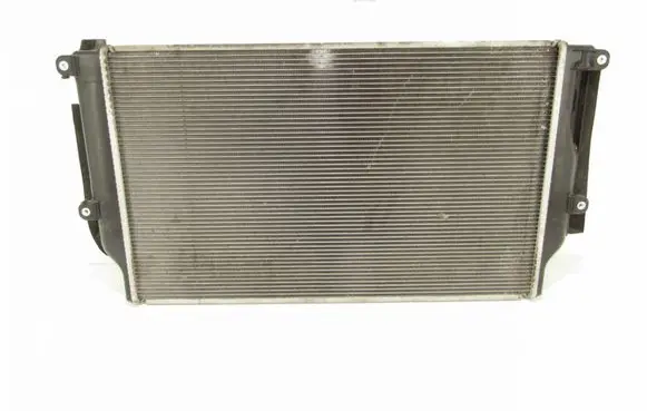 Toyota RAV 4 (XA30) Coolant radiator