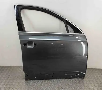 Audi Q7 4M Front door 4M0831052F