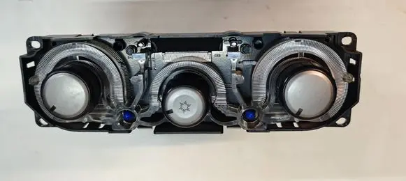Mitsubishi Grandis Climate control unit 7820A071 4820A071 CAA502A050F