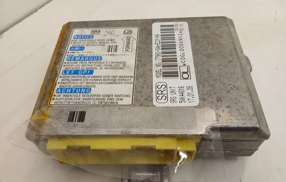 Honda CR-V Airbag control unit/module 77960SWA