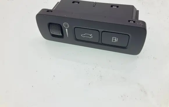 Volvo XC40 Tailgate opening switch 31443874 20W483 T20480174301