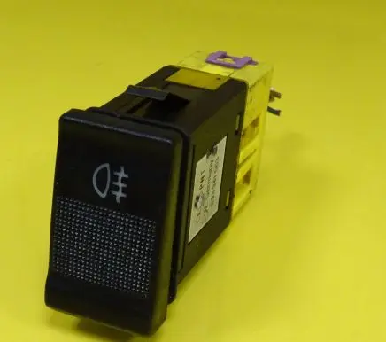 Fog light switch