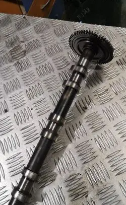 Mercedes-Benz C W204 Camshaft a64208