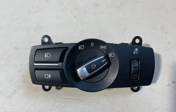 BMW 5 F10 F11 Light switch 9192744