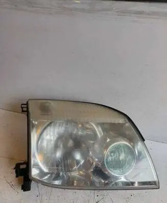 Nissan X-Trail T30 Headlight/headlamp