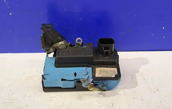 Volvo XC90 Coupe door lock (next to the handle) 30699746