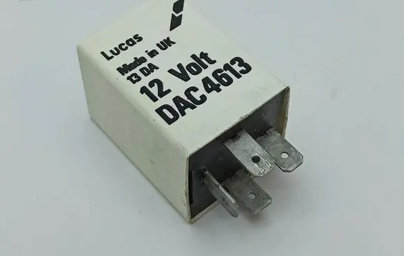 Jaguar XJS Seat heating relay DAC4613