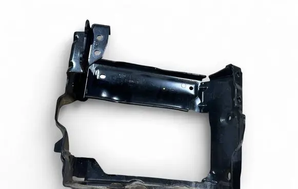 BMW M5 F90 Radiator mount bracket 317071908012