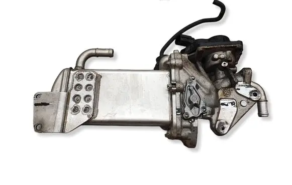 Volkswagen Transporter - Caravelle T5 EGR valve cooler MM114C3 V29041284