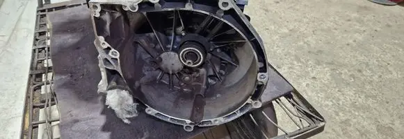 Ford B-MAX Manual 5 speed gearbox DV1R7002BBF