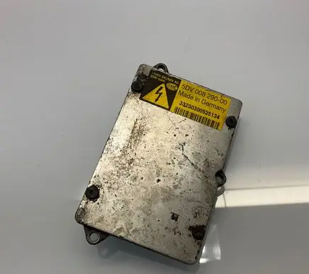 Mercedes-Benz E W211 Headlight ballast module Xenon 5DV00829000