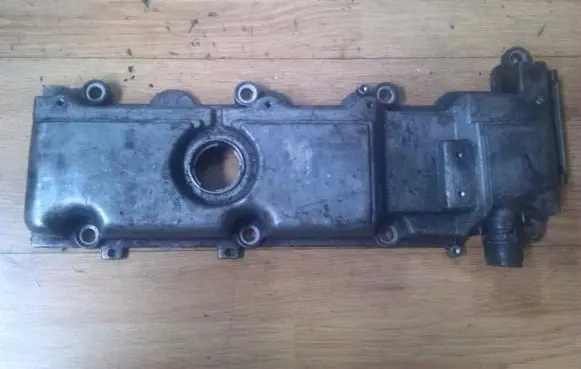 Opel Zafira A Rocker cam cover 90528787 0073485