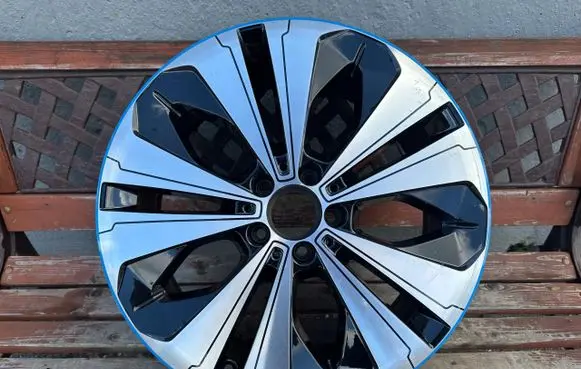 Mercedes-Benz EQC R19 alloy rim 
