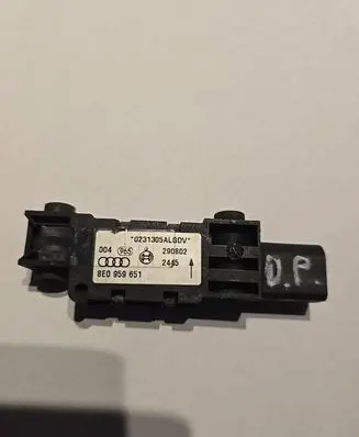 Audi A4 S4 B6 8E 8H Airbag deployment crash/impact sensor 8E0959651
