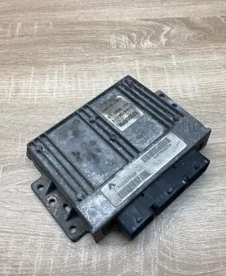 Renault Laguna II Engine control unit/module ECU 8200230514 S2000RPM