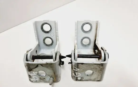 Peugeot 2008 I Rear door hinge set 
