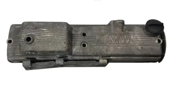 BMW 3 E30 Rocker cam cover 1716993 11121716993
