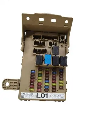 Subaru Outback (BS) Fuse box set 82201AL01B