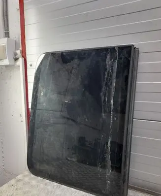Audi Q5 SQ5 Sunroof glass 8R0877056