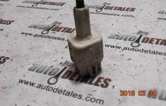 Toyota Corolla Verso AR10 Brake pedal sensor switch