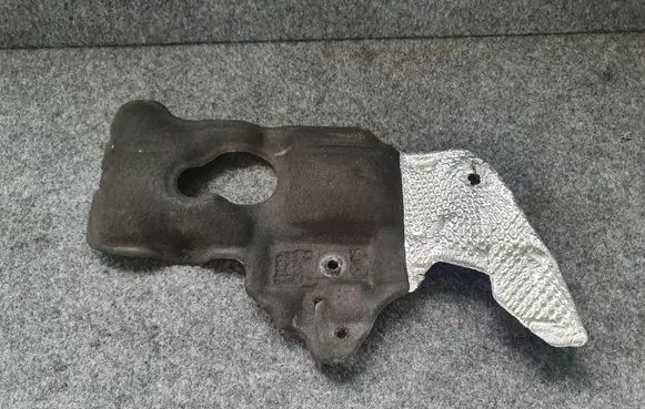 BMW 3 G20 G21 Heat shield in engine bay 8657308 1919834 11BMW