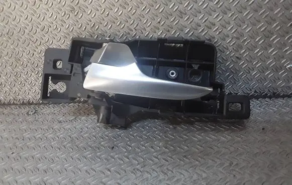 Ford Mondeo MK IV Front door interior handle 6M21U22601
