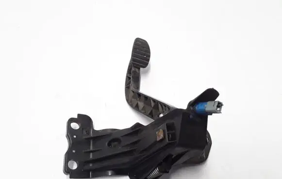 Clutch pedal