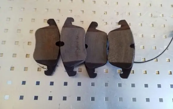 Audi A5 8T 8F Brake pads (front) 