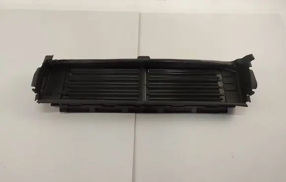 Volvo S90, V90 Intercooler air channel guide 31383212