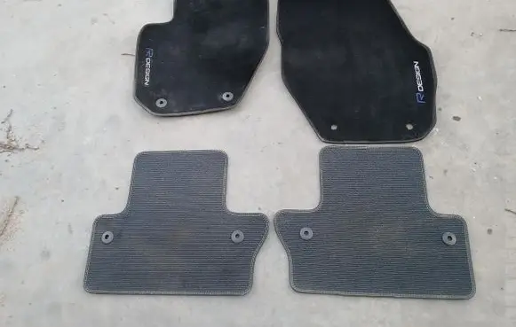 Volvo V60 Car floor mat set